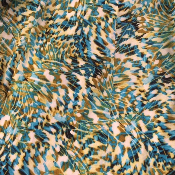 JONEWEAR Multi-Colored Printed Skirt - Picture 4 of 4